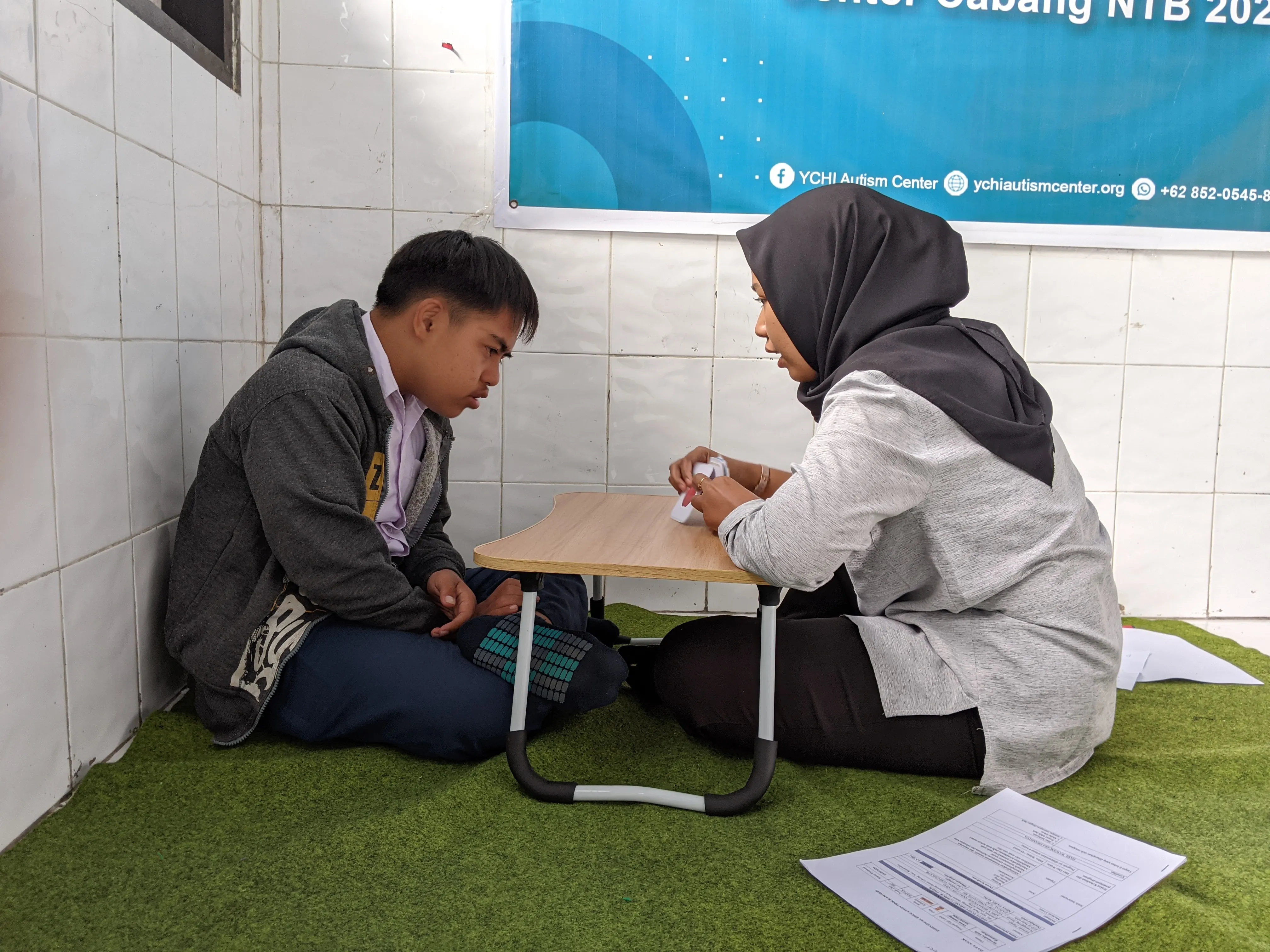 Kegiatan terapi anak berkebutuhan khusus
